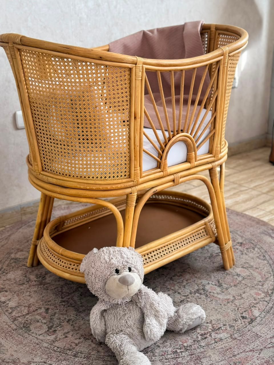 Cane Rattan Bassinet with Storage Shelf Cane Rattan Bassinet with Storage Shelf