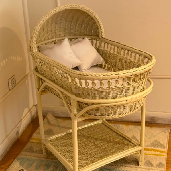 Shell Rattan Baby Bassinet - creem
