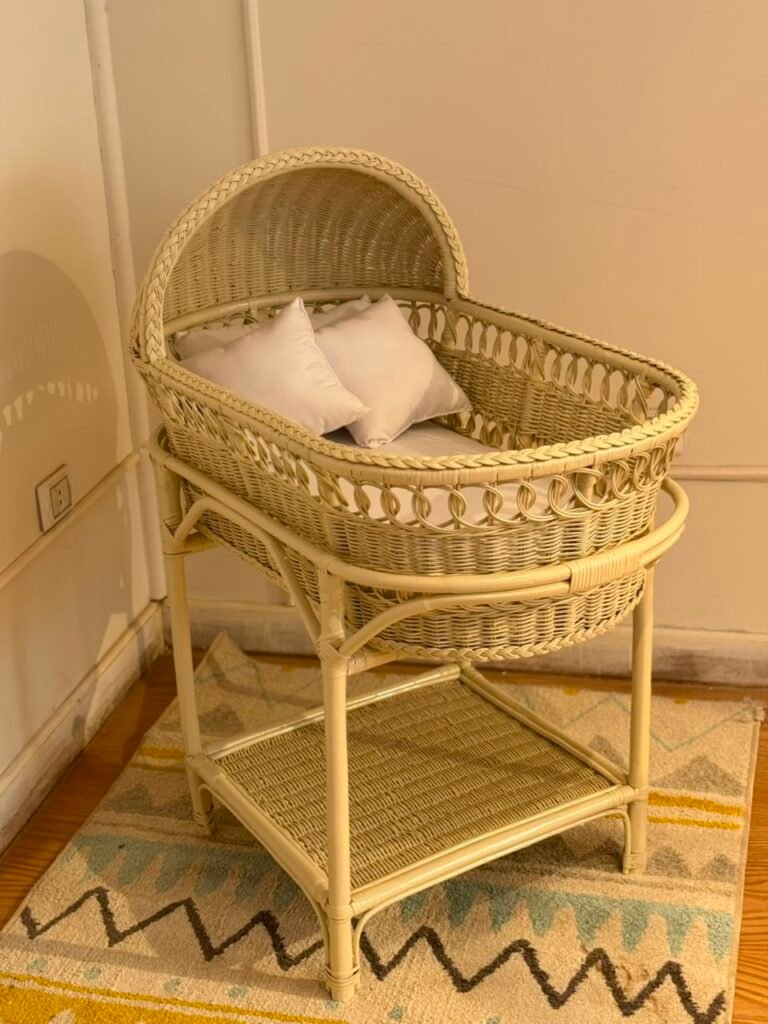 Shell Rattan Baby Bassinet - creem
